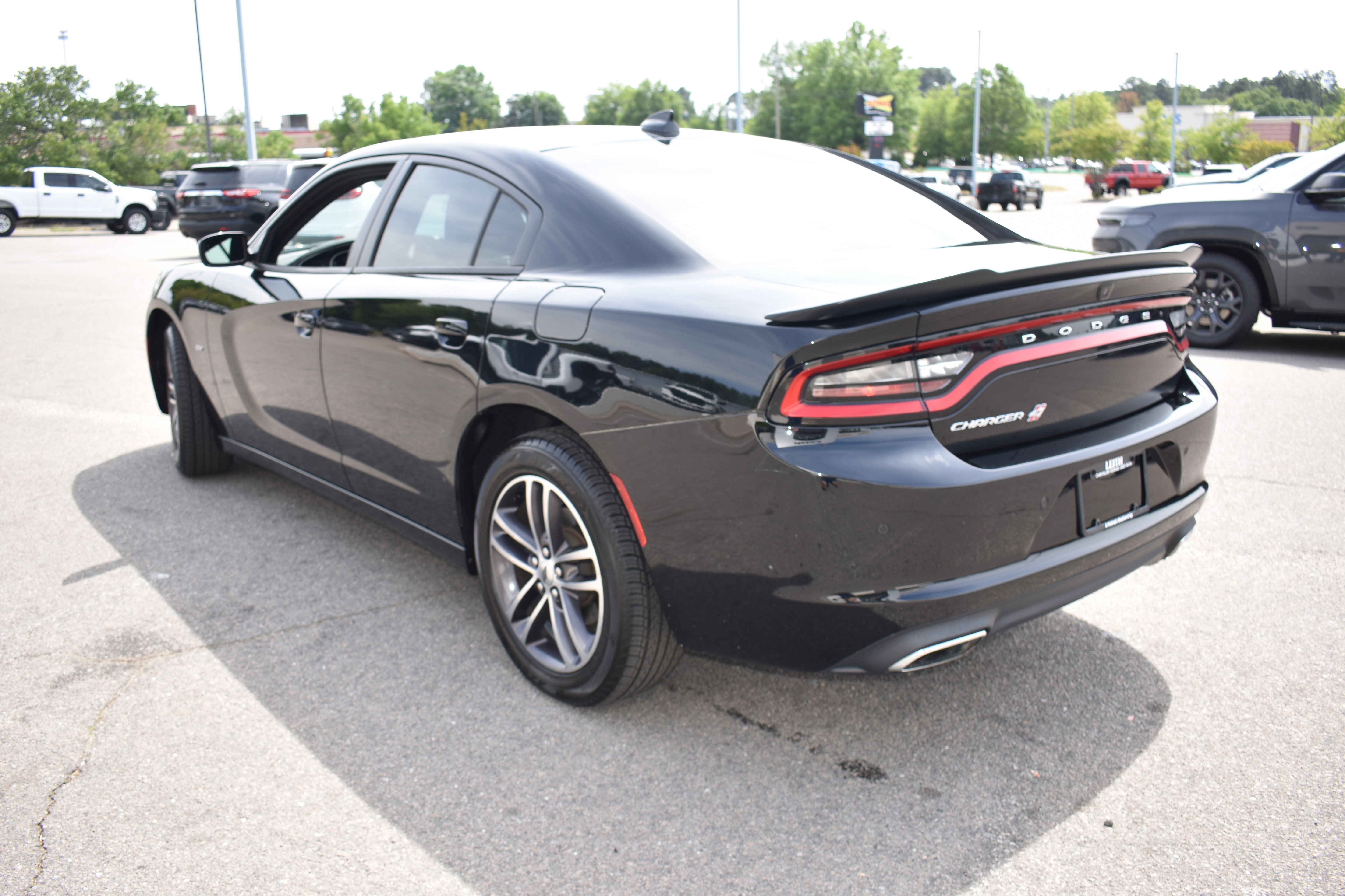 Used 2018 Dodge Charger GT AWD/4WD image 7