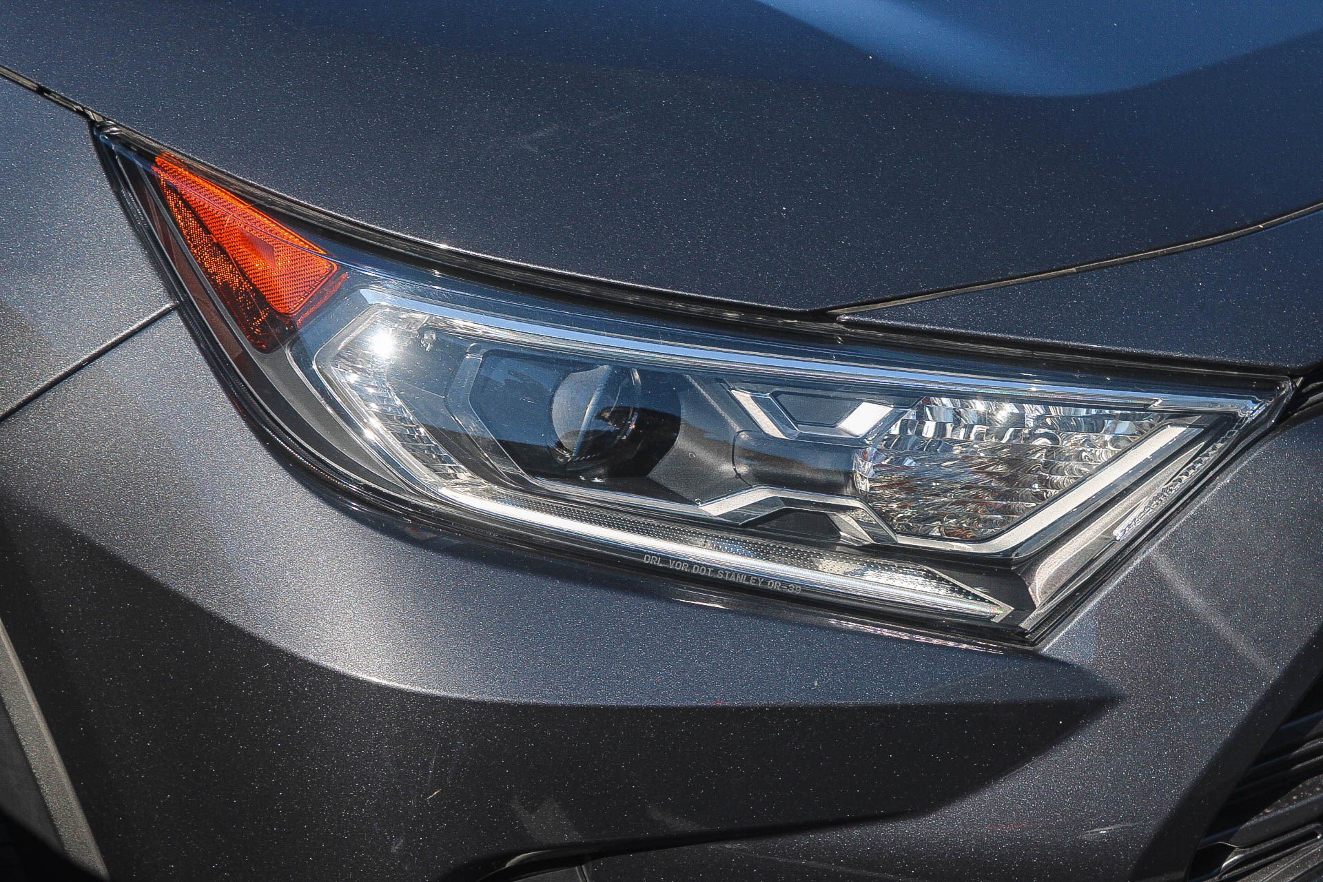 Used 2021 Toyota RAV4 Limited AWD/4WD image 2