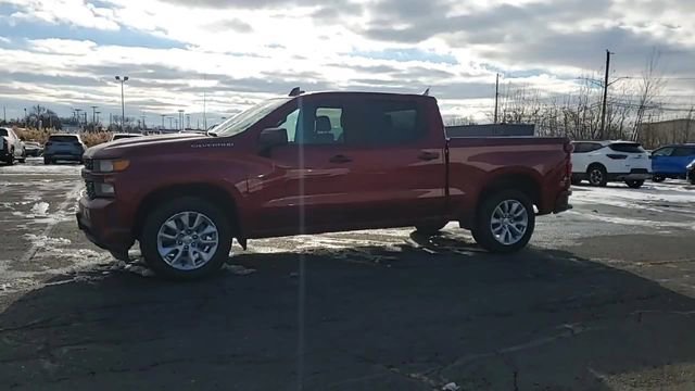 Used 2020 Chevrolet Silverado 1500 Custom w/ Custom Value Package image 4