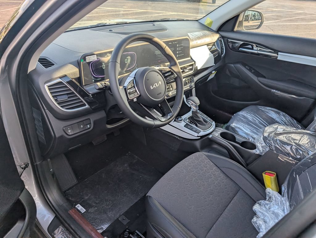 New 2026 Kia Seltos S AWD/4WD image 12