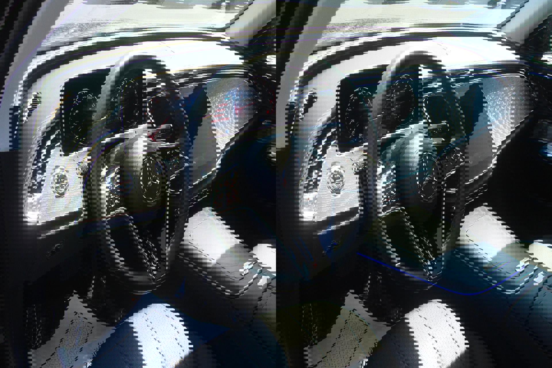 Used 2024 Mercedes-Benz E 350 4MATIC Sedan image 10