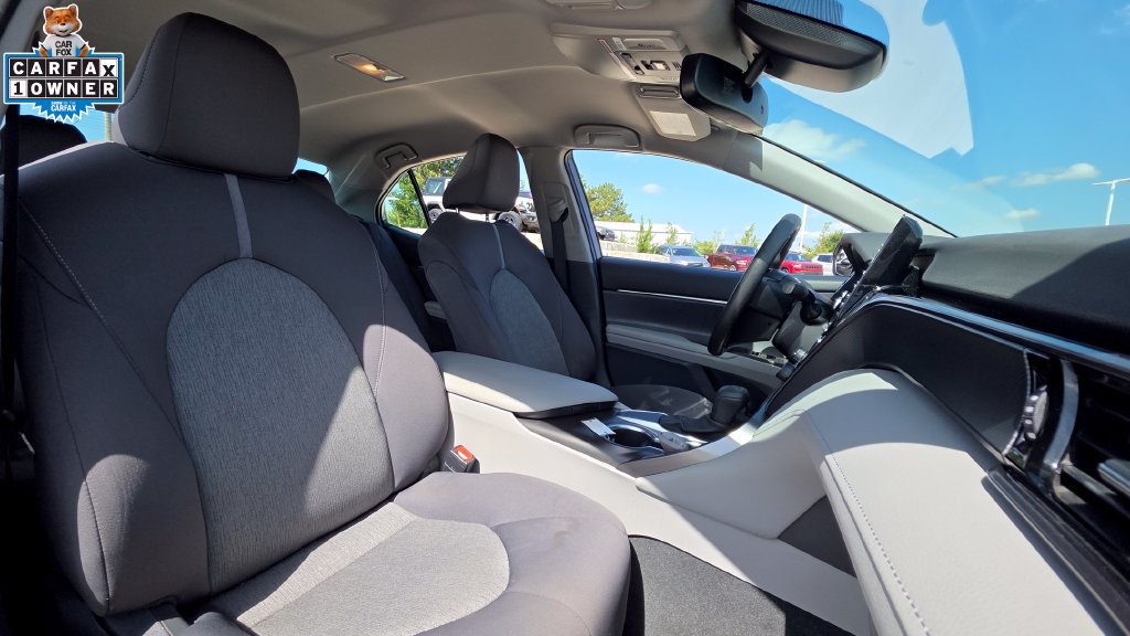 Used 2021 Toyota Camry LE w/ Convenience Package FWD image 12