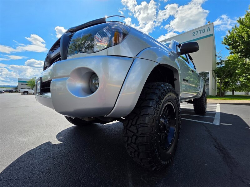 Used 2011 Toyota Tacoma 4x4 Double Cab w/ TRD Off-Road Pkg w/JBL Audio image 10