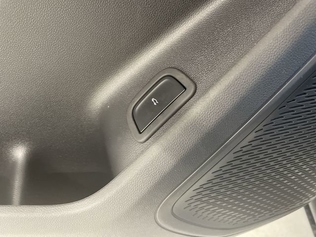 New 2026 Chevrolet Traverse LT w/ Midnight/Sport Edition image 29