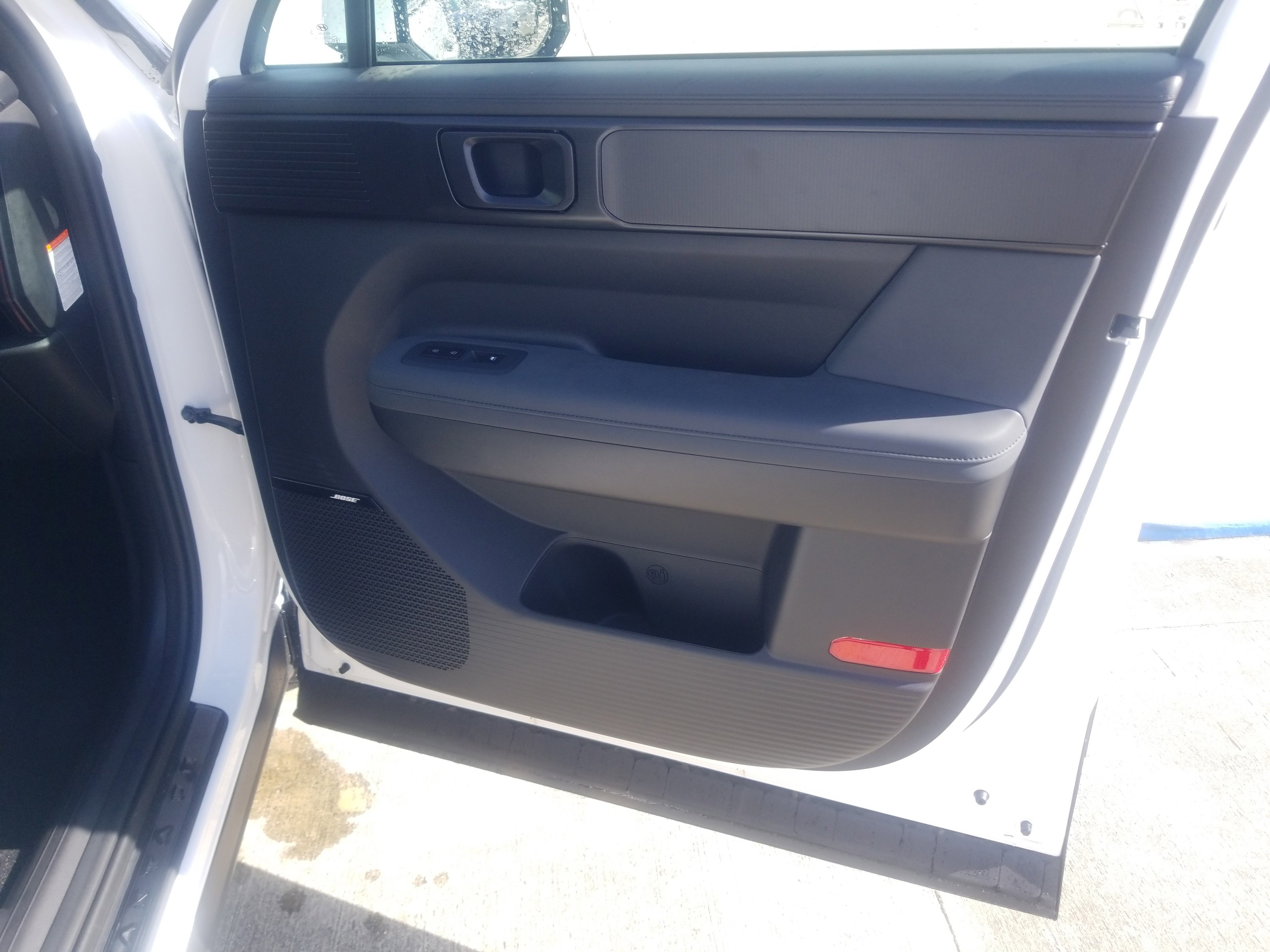 New 2025 Hyundai Santa Fe Calligraphy AWD/4WD image 16
