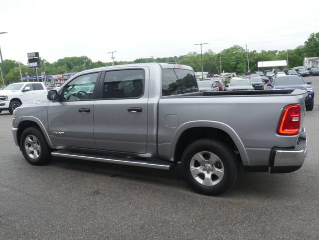 Used 2025 RAM 1500 Big Horn AWD/4WD image 8