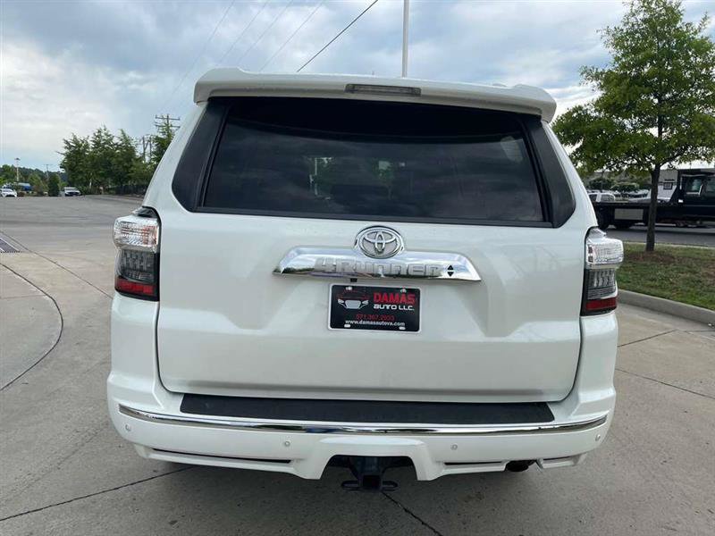 Used 2018 Toyota 4Runner Limited AWD/4WD image 22