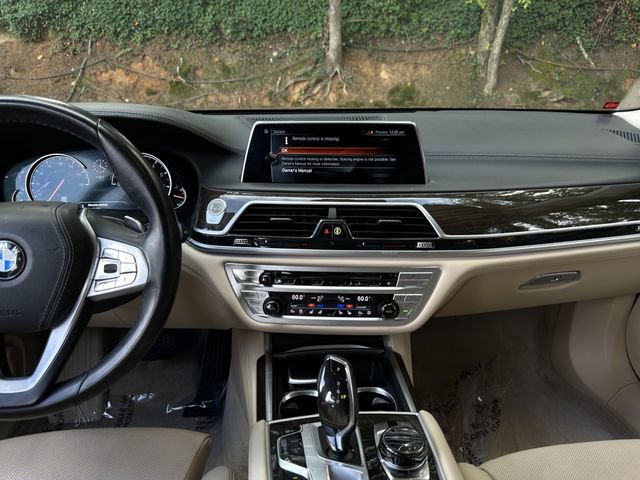 Used 2017 BMW 740i image 16