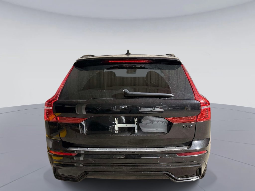 Used 2025 Volvo XC60 T8 Ultra w/ Protection Package Premier AWD/4WD image 4