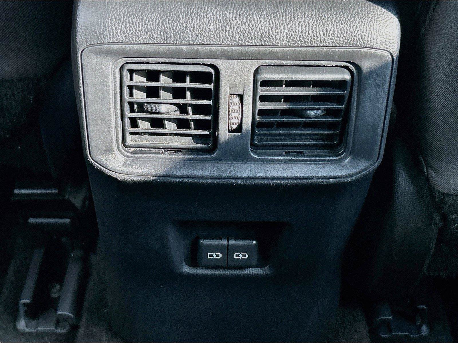 Used 2025 Toyota RAV4 XLE FWD image 20
