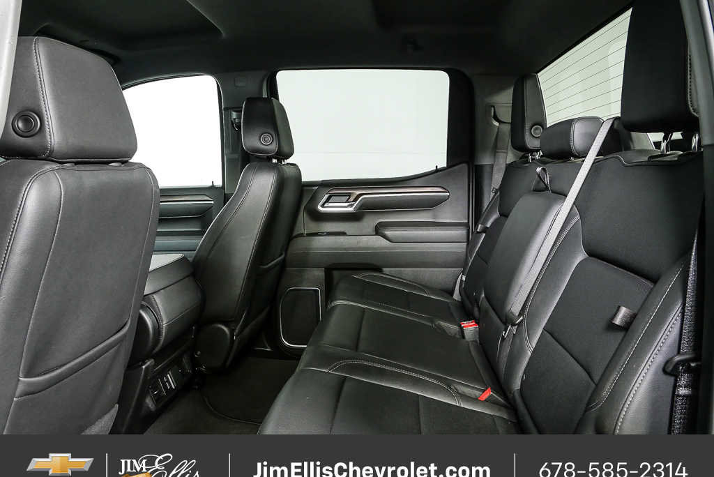 Certified 2025 GMC Sierra 1500 SLT AWD/4WD image 17