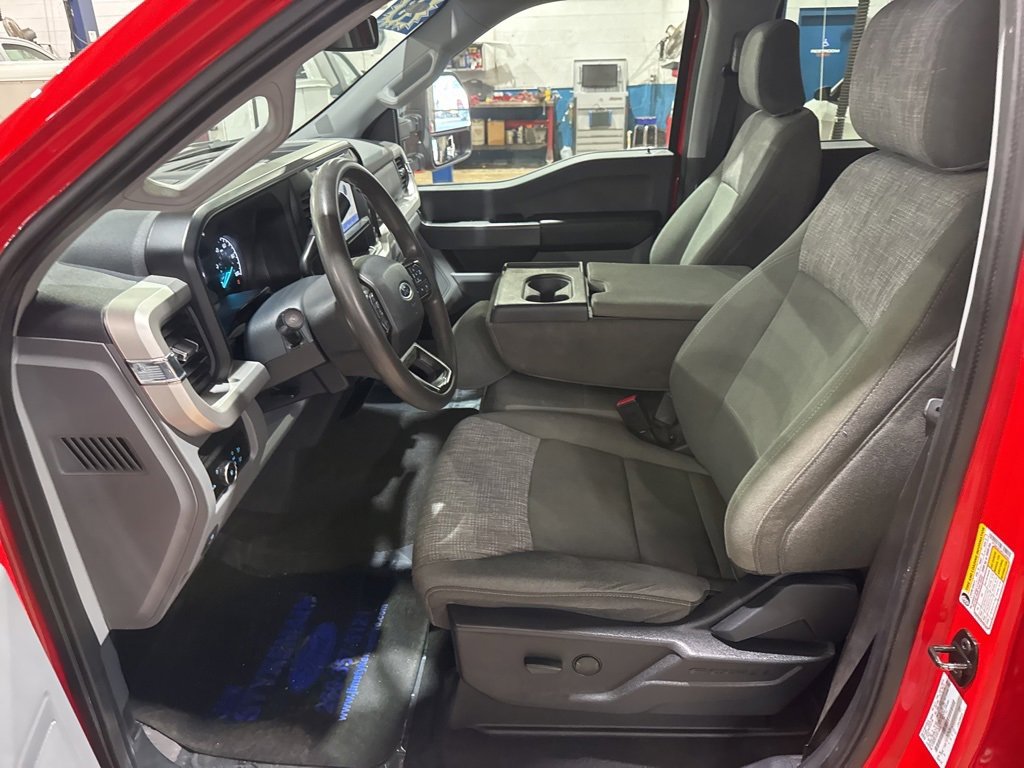 Used 2023 Ford F350 XLT image 15