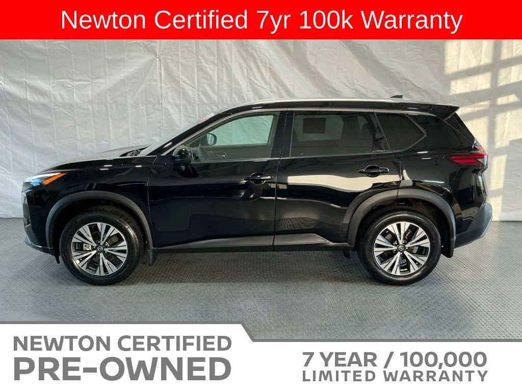 Used 2021 Nissan Rogue SV w/ Premium Package FWD image 3
