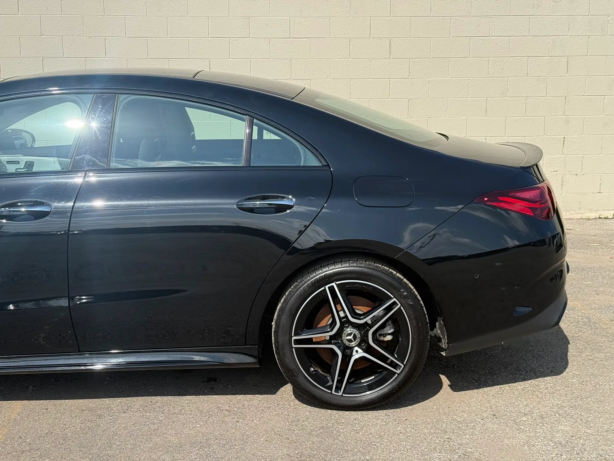Used 2025 Mercedes-Benz CLA 250 4MATIC w/ AMG Night Package image 5