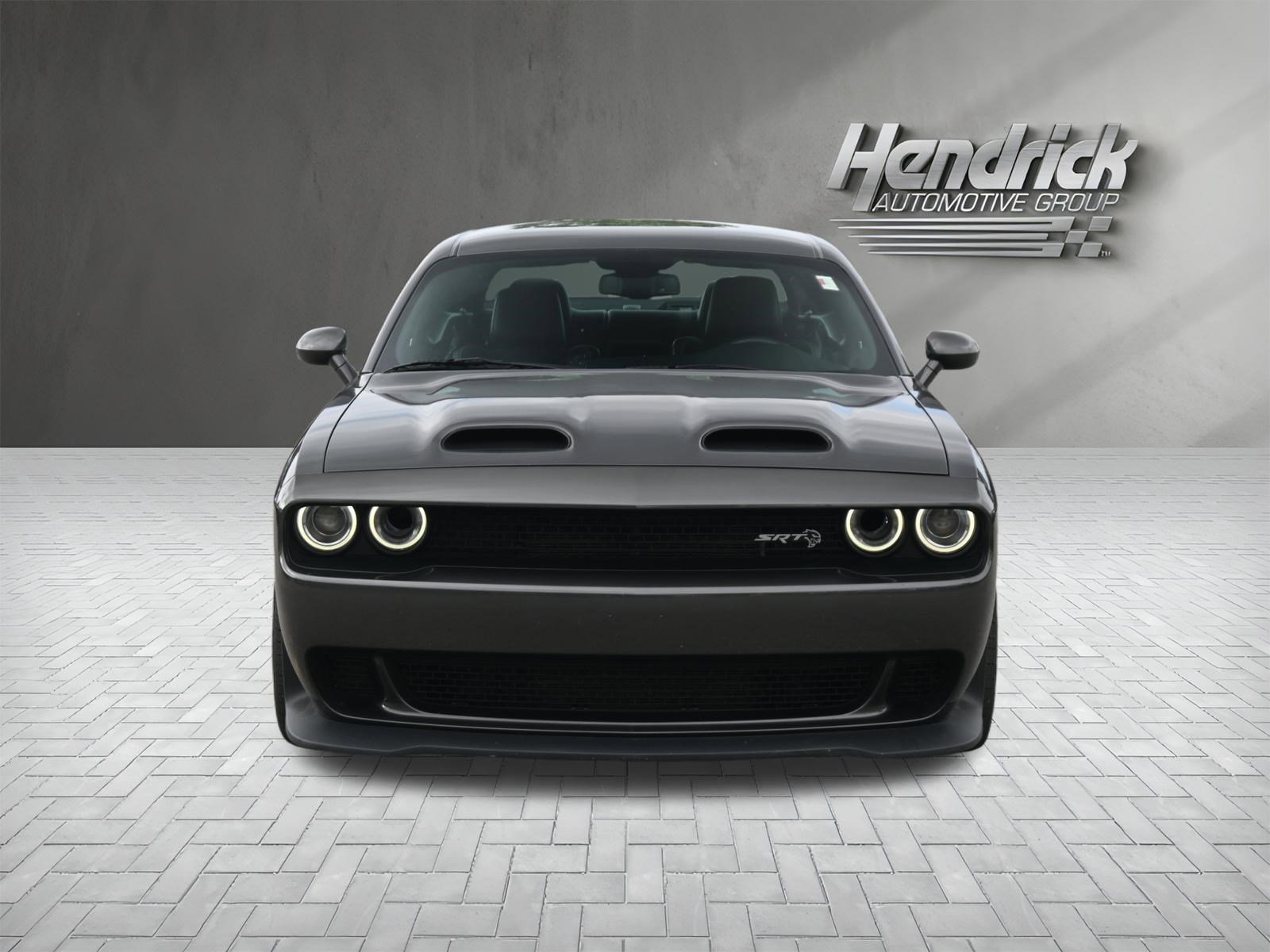 Used 2019 Dodge Challenger SRT Hellcat w/ Plus Package RWD image 3