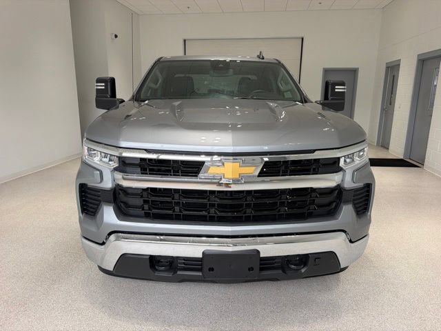 Used 2025 Chevrolet Silverado 1500 LT w/ Max Trailering Package AWD/4WD image 2