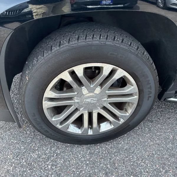 Used 2019 Cadillac Escalade ESV 4WD image 15