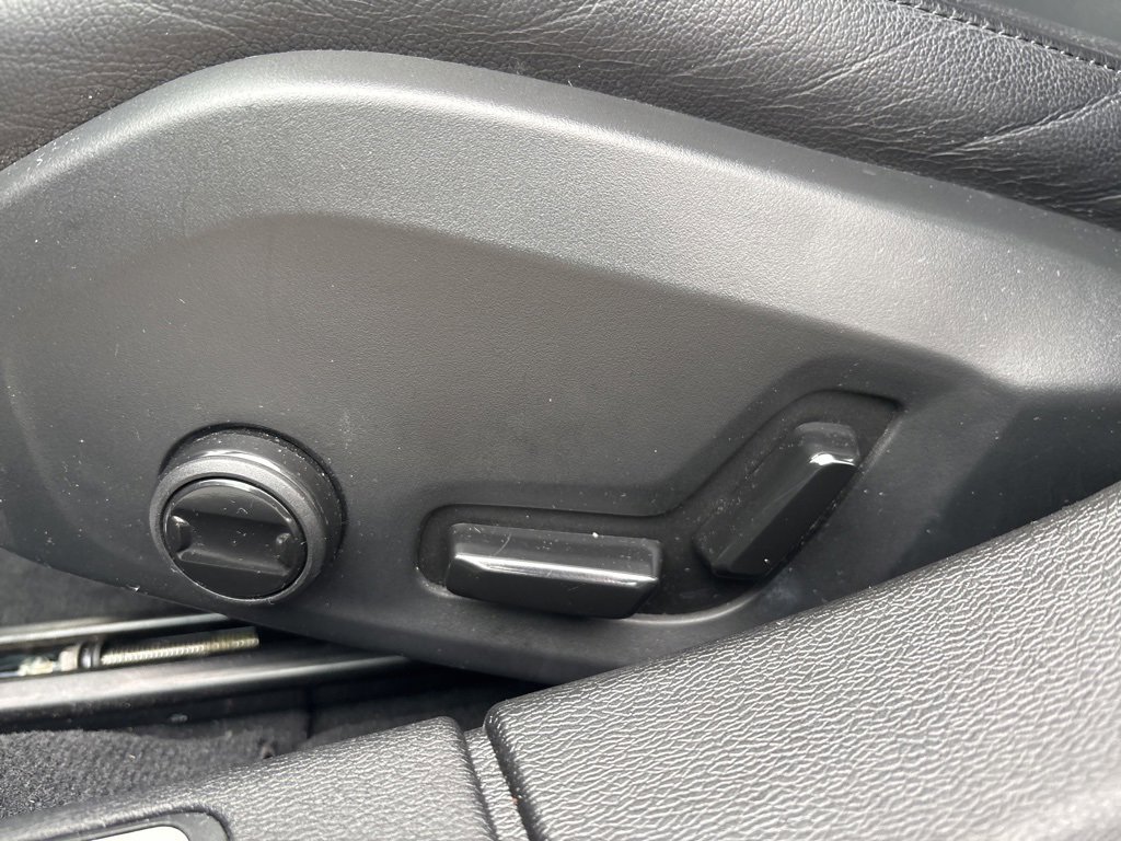 Certified 2023 Volvo S60 B5 Plus w/ Climate Package image 21