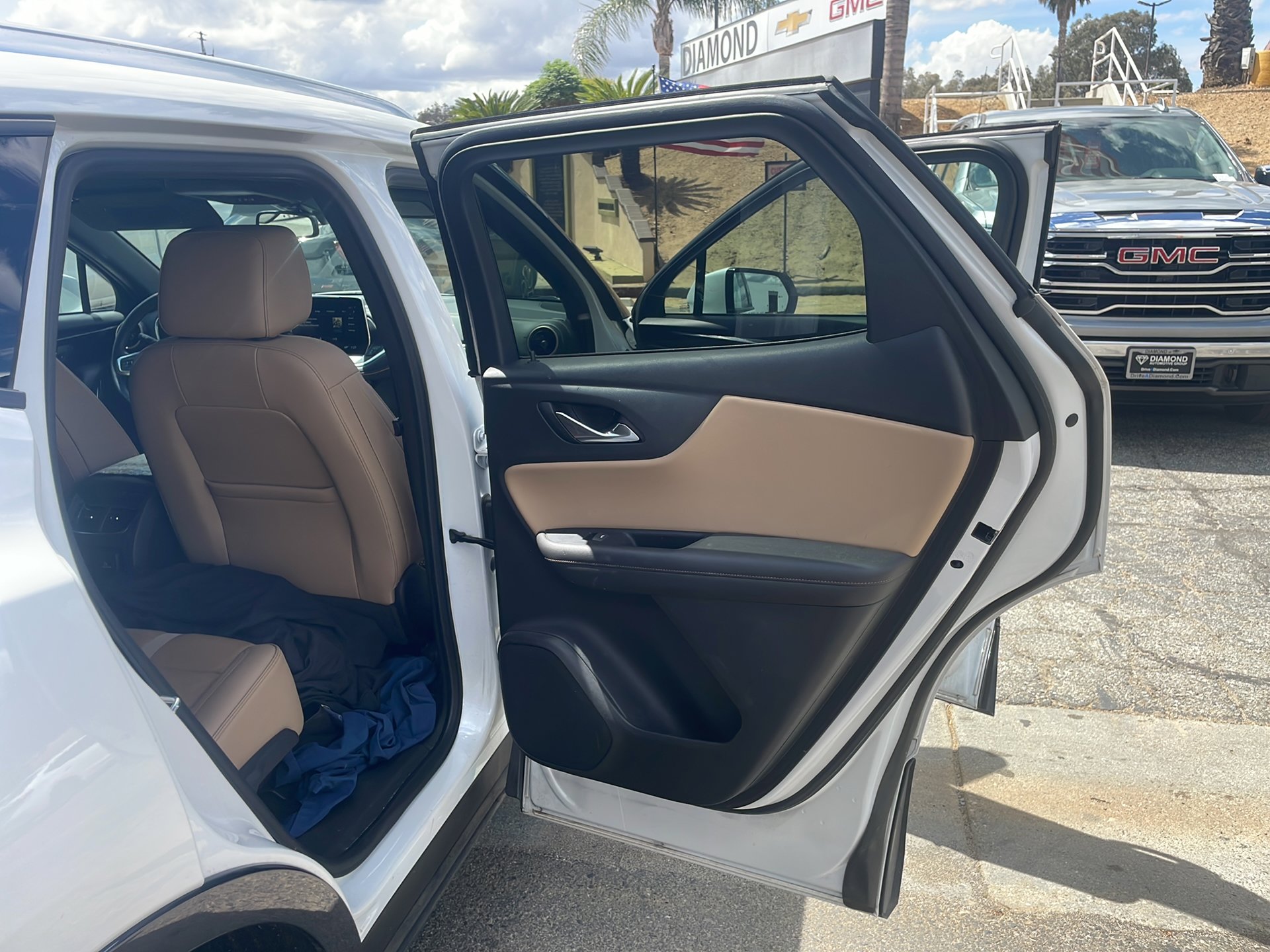 Used 2023 Chevrolet Blazer Premier image 13