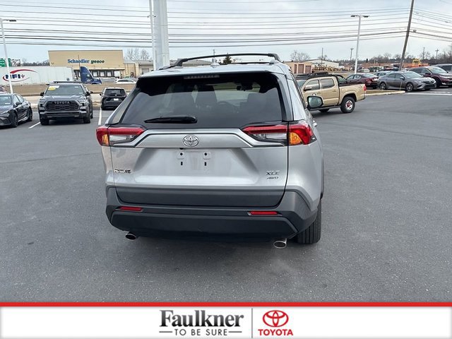 Used 2020 Toyota RAV4 XLE w/ All Weather Liner Package image 9