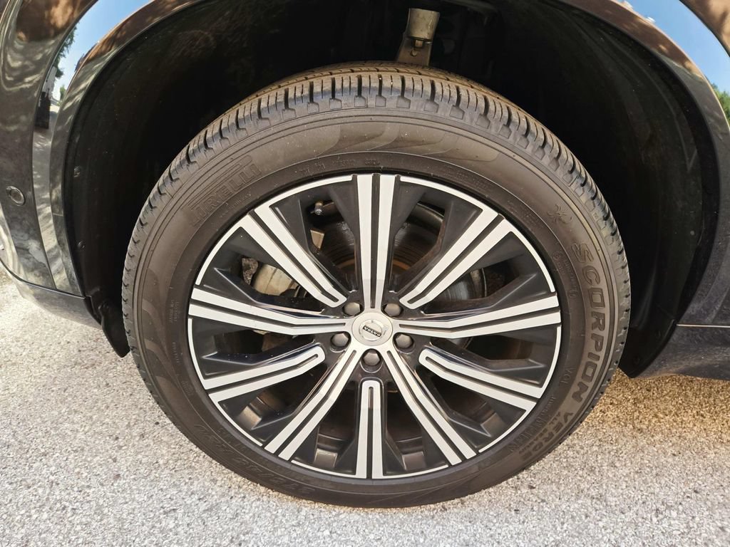 Used 2025 Volvo XC90 B6 Plus w/ Protection Package AWD/4WD image 21