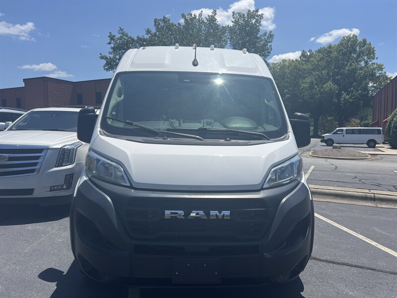 Used 2023 RAM ProMaster 2500 FWD image 3