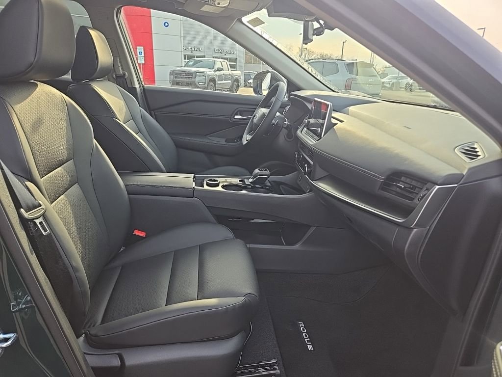 New 2026 Nissan Rogue SV image 29