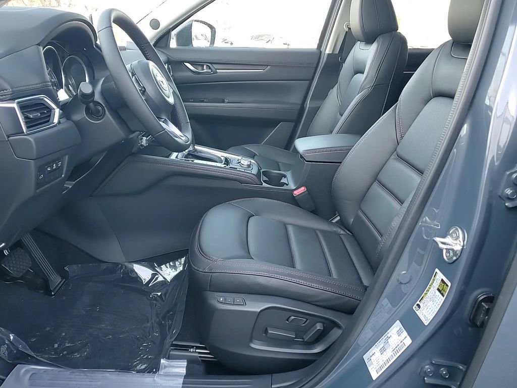 New 2025 MAZDA CX-5 Carbon Edition image 12