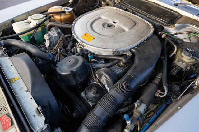 Used 1987 Mercedes-Benz 560 SL image 24