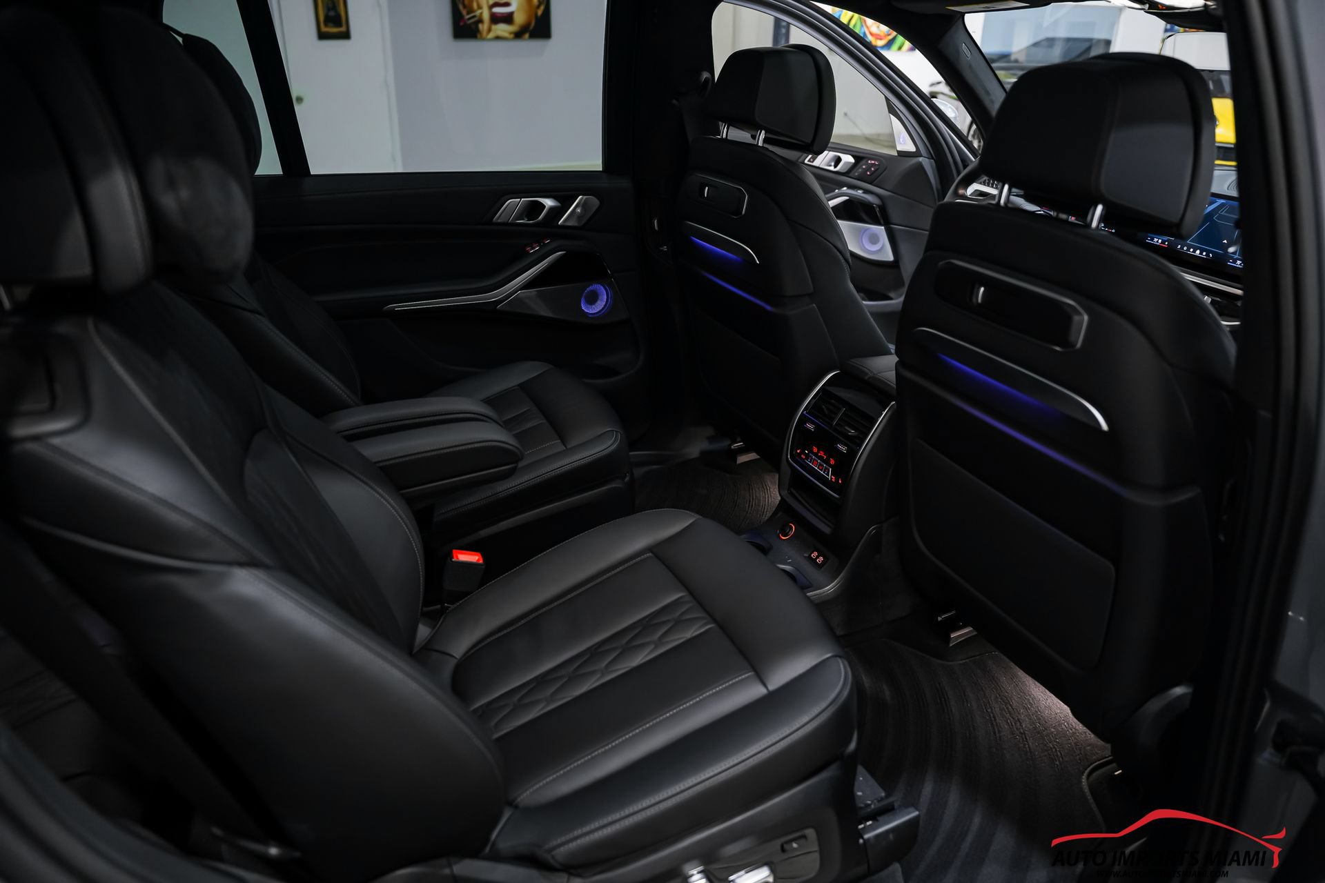 Used 2024 BMW ALPINA XB7 AWD/4WD image 10