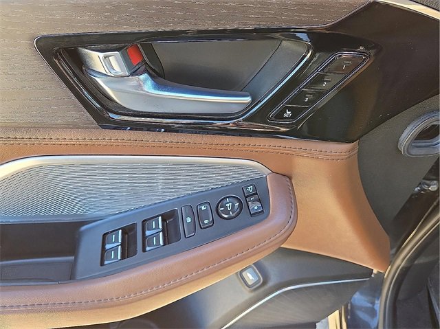 Used 2023 Acura MDX SH-AWD w/ Advance Package image 14