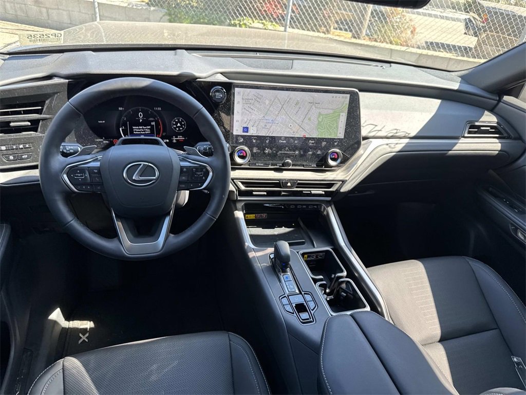 Used 2025 Lexus TX 350 AWD image 9