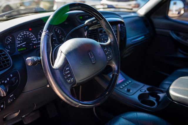 Used 2002 Lincoln Blackwood image 30