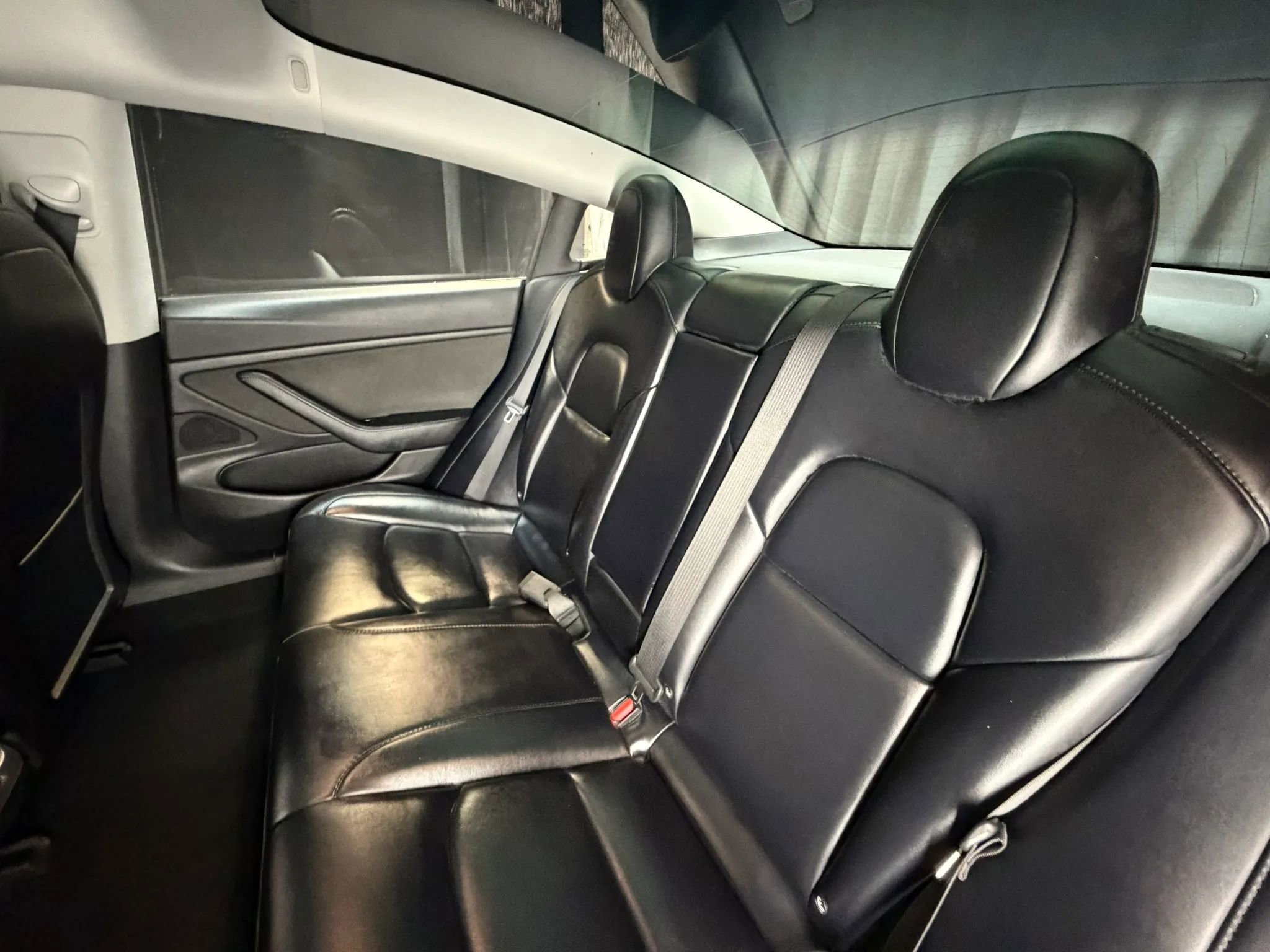 Used 2018 Tesla Model 3 Mid Range image 27