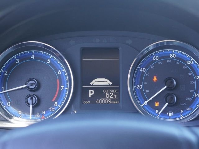 Used 2017 Toyota Corolla LE FWD image 19