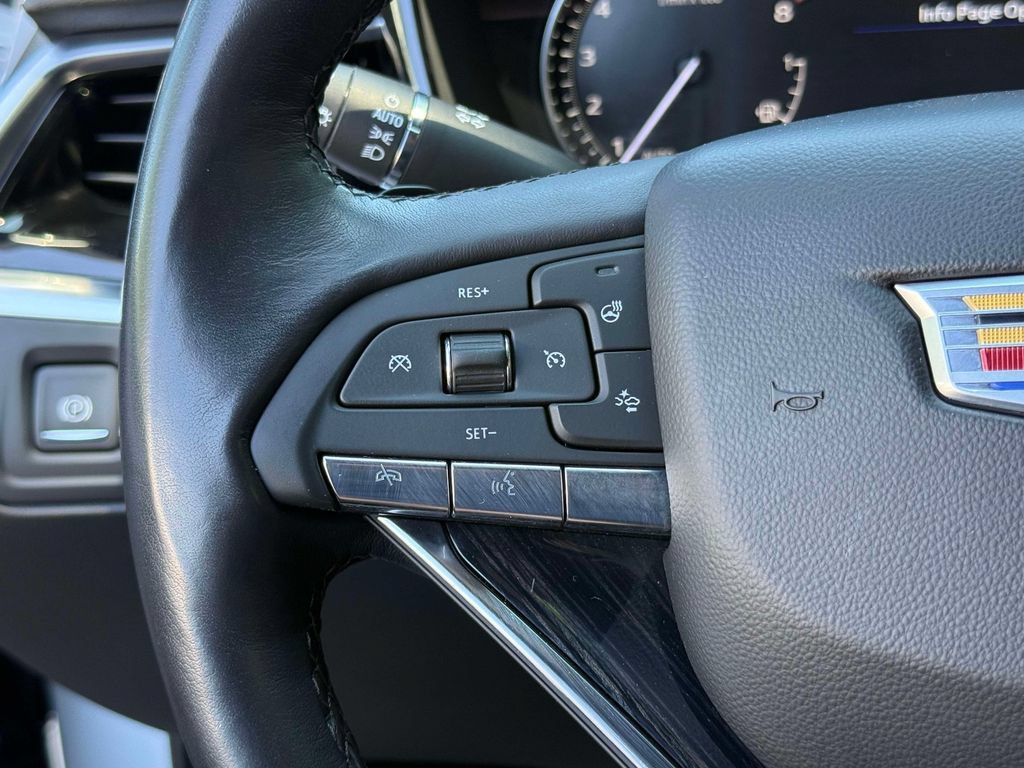 Used 2024 Cadillac XT6 Premium Luxury w/ LPO, Floor Liner Package AWD/4WD image 34