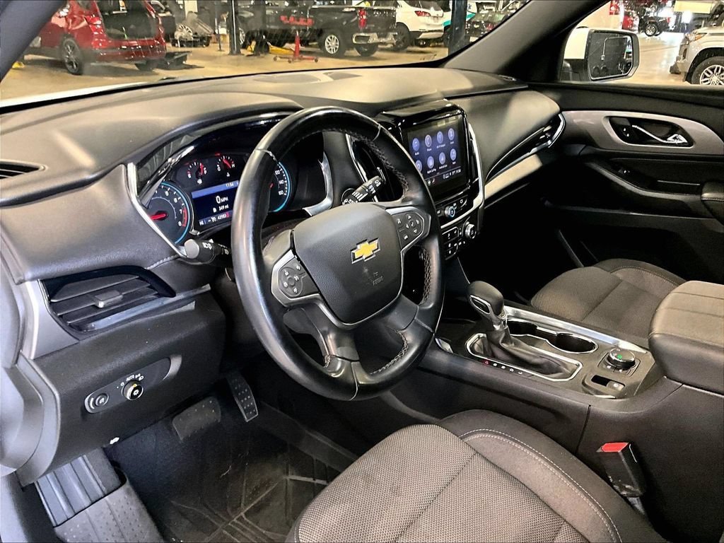 Used 2023 Chevrolet Traverse LT w/ LPO, Floor Liner Package AWD/4WD image 8