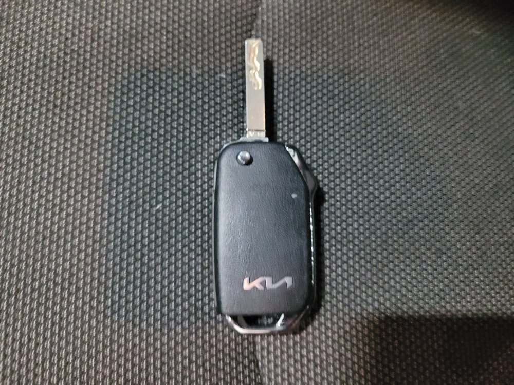 Used 2023 Kia Forte LXS image 32