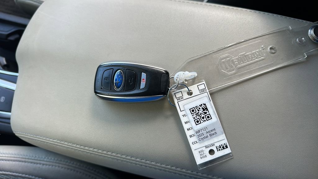 Used 2025 Subaru Ascent Premium AWD/4WD image 33