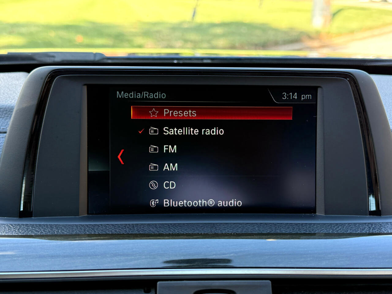 Used 2018 BMW 330e image 29