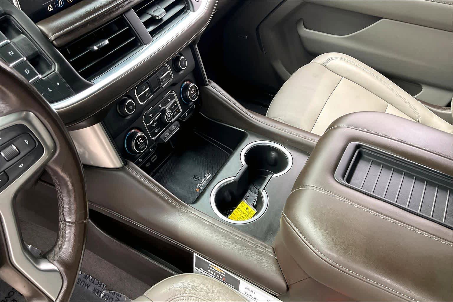 Used 2021 Chevrolet Tahoe LT w/ LT Signature Package RWD image 17