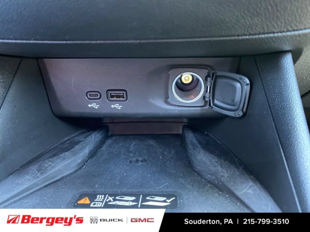 Used 2025 Buick Envista Sport Touring FWD image 40
