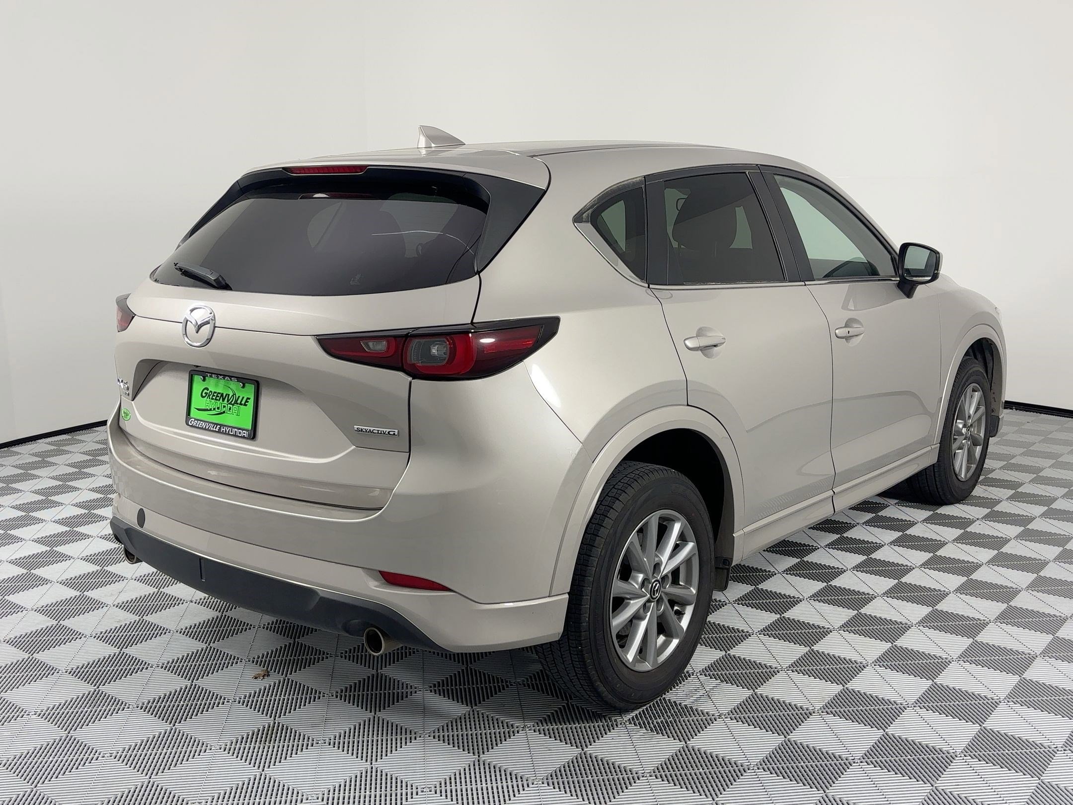 Used 2024 MAZDA CX-5 AWD 2.5 S w/ Select Package image 9