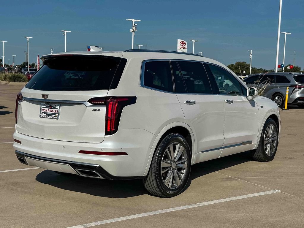 Used 2020 Cadillac XT6 Premium Luxury w/ Platinum Package FWD image 3