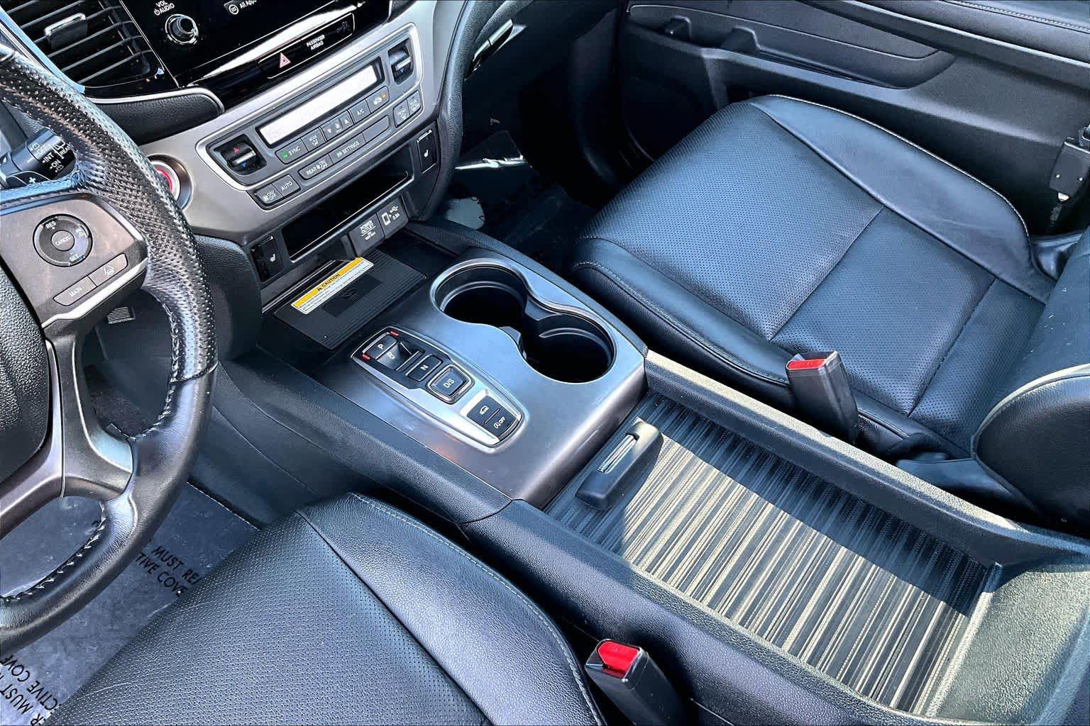 Used 2023 Honda Passport EX-L image 17