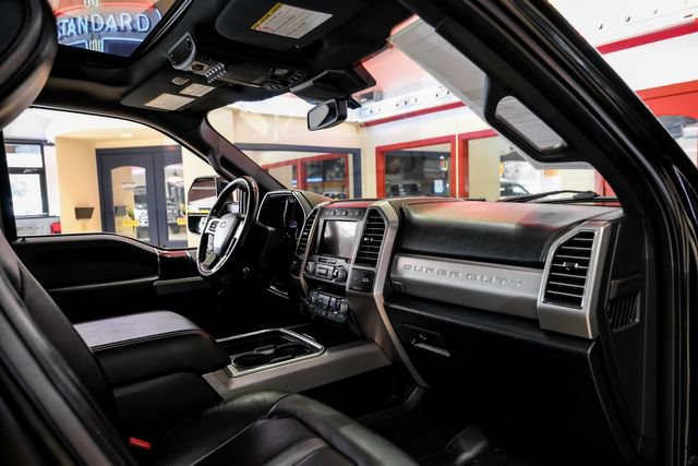 Used 2020 Ford F250 Platinum w/ FX4 Off-Road Package AWD/4WD image 14
