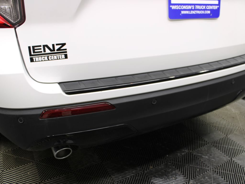 Used 2023 Ford Explorer ST-Line AWD/4WD image 45