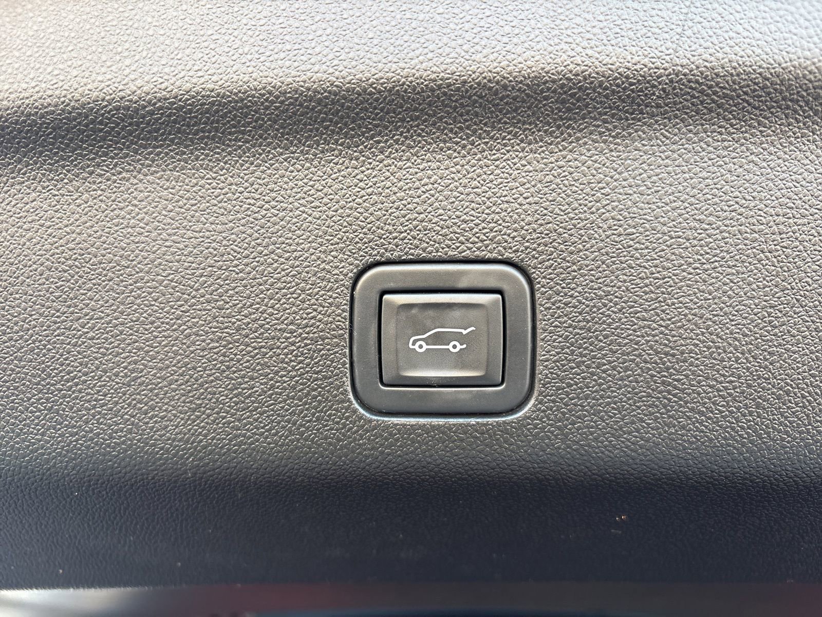 Certified 2023 Chevrolet Tahoe RST image 20