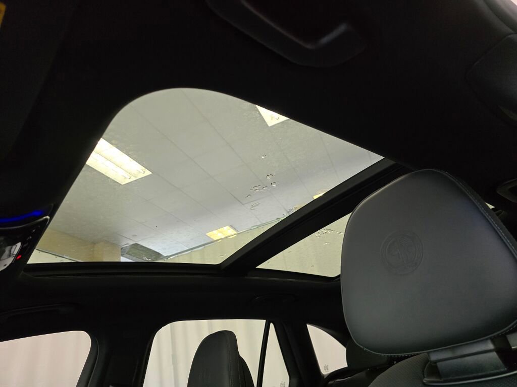 New 2025 Mercedes-Benz GLC 63 AMG S image 21