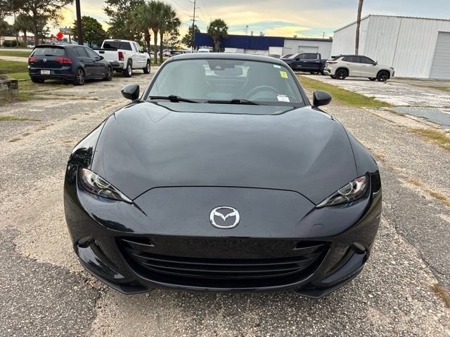 Used 2021 MAZDA MX-5 Miata RF Grand Touring RWD image 8